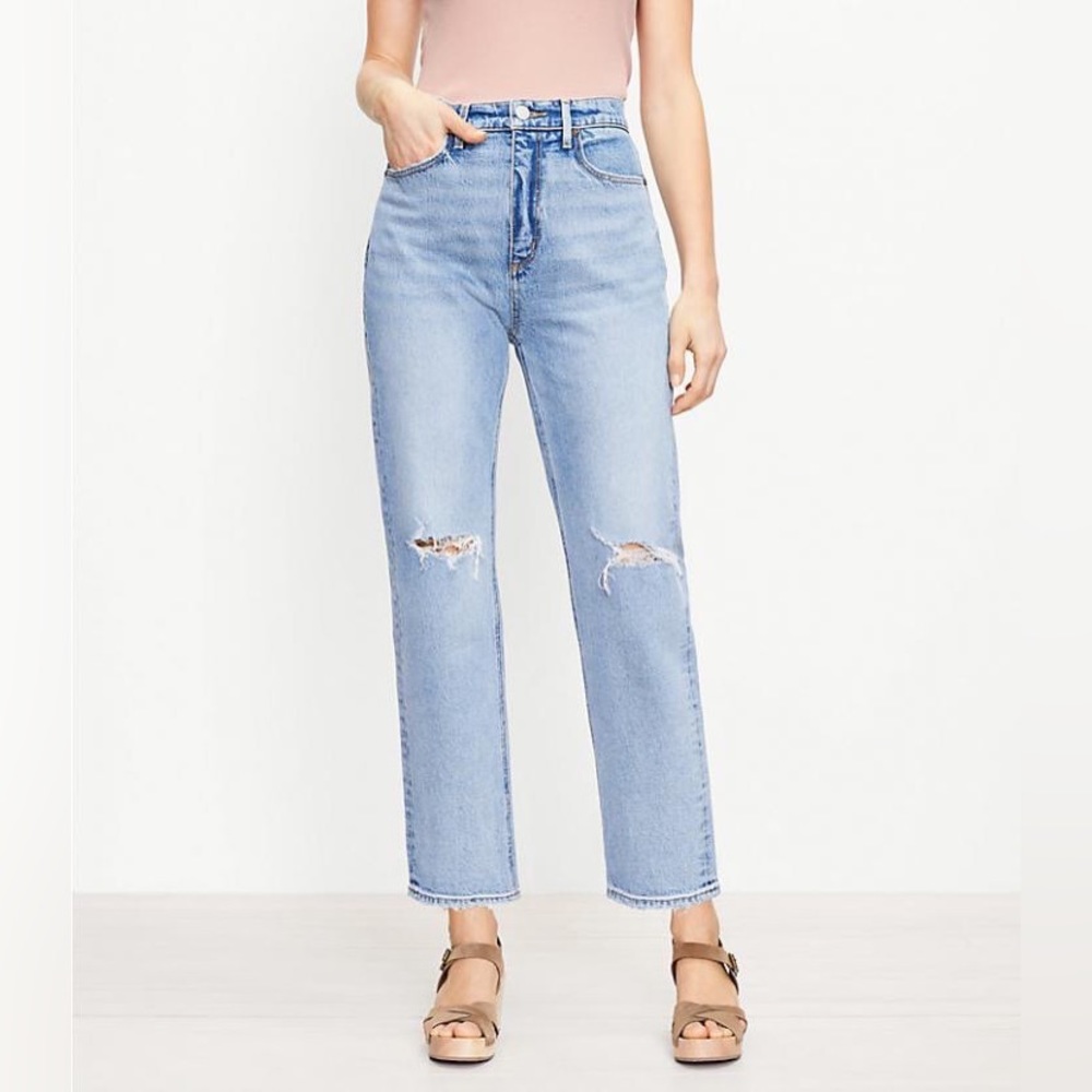 NEW LOFT The Curvy 90s Straight Leg Ankle Distressed Jean Light Indigo Size 25 - Picture 3 of 14